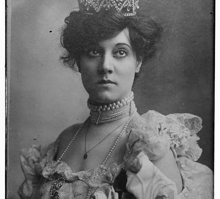 The Dazzling Life of Mabelle Gilman Corey